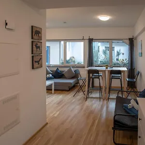 city-center-apartment-for-6-persons.innsbruckaustriahotels.com/